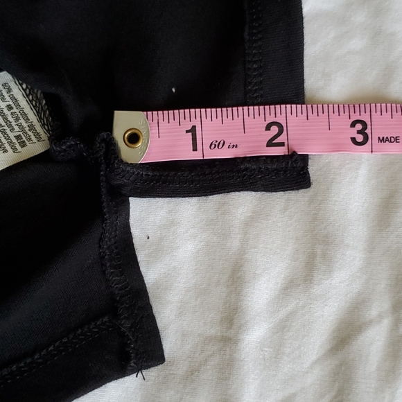 NWT PINK tee shirt. Xs - Picture 10 of 11